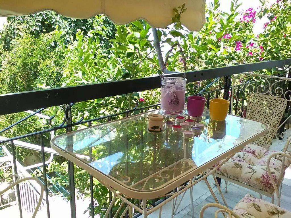 Aegina'S Flowers House Esterno foto